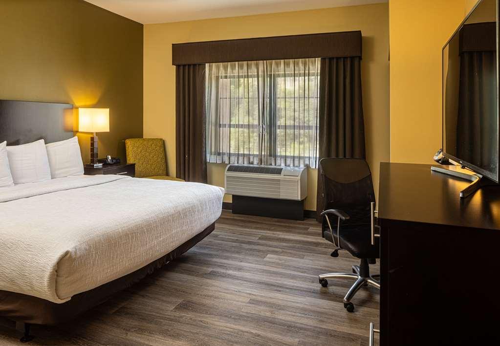 Best Western Plus Franciscan Square Inn & Suites Steubenville Camera foto